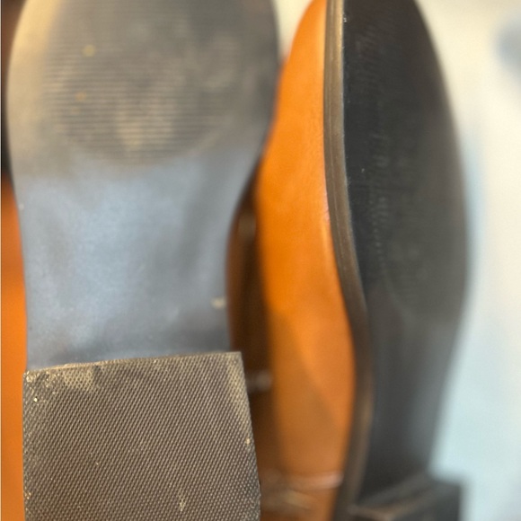 Brown Leather Knee-High Boots with Gold Chain - Picture 5 of 8